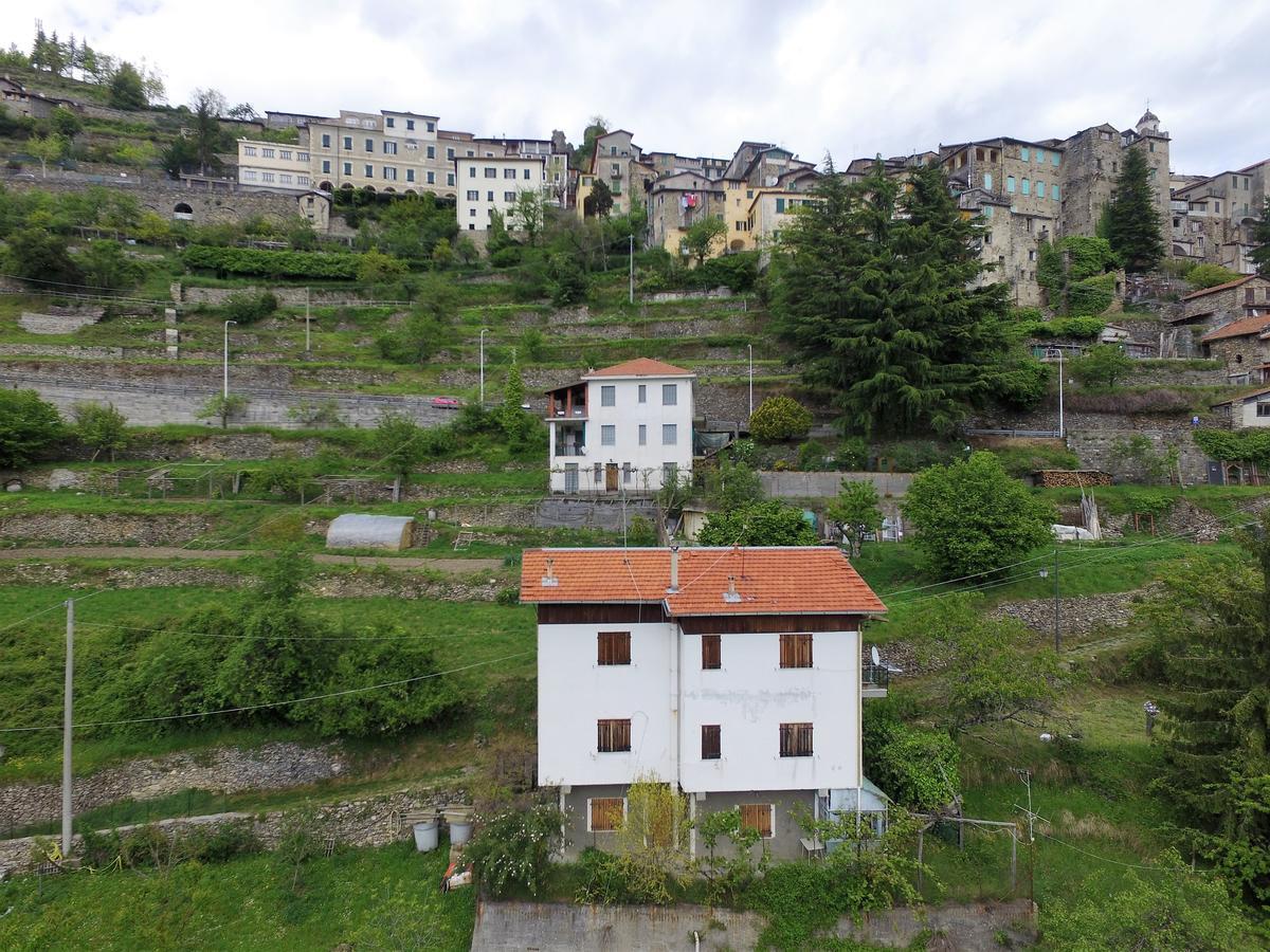 Casa Vacanze da Oscar Triora Exterior foto